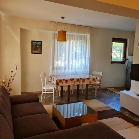Apartmán Aпартамент момина сълза